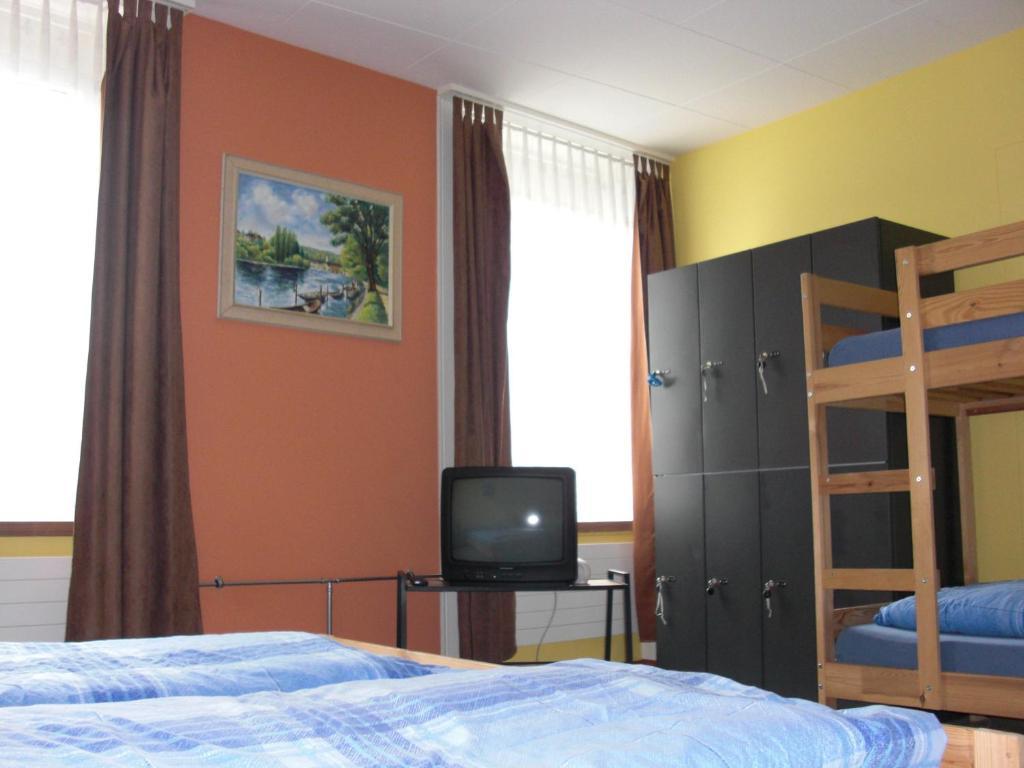 Back-Packer Federnhut Hostel Schaffhausen Szoba fotó